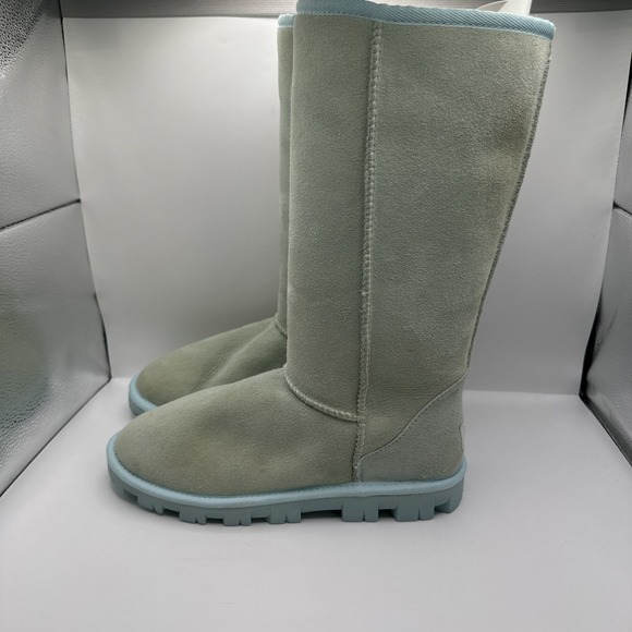 Ugg Australia Classic Tall #5845 Tall Sheepskin Light Blue Threadsole Sz 8 - Picture 3 of 9